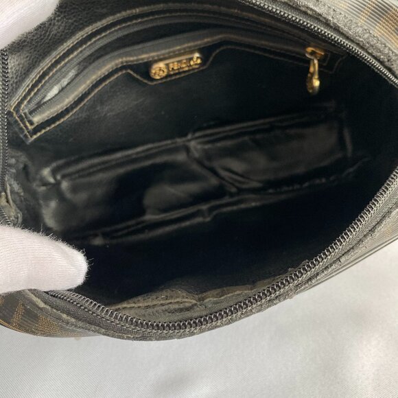 Fendi Vintage Zucca FF Logo Crossbody Bag100% Authentic - Picture 6 of 16